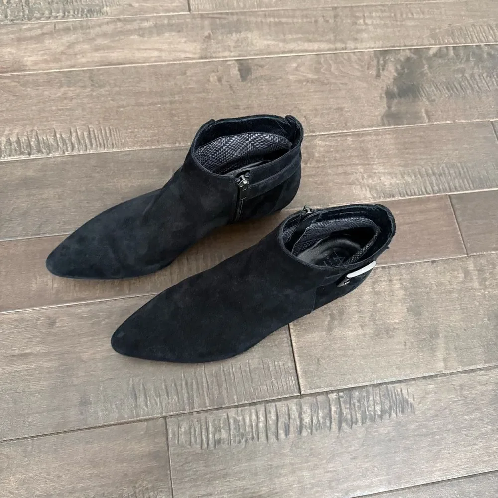AQUATALIA Fernn Weatherproof Suede Booties Ankle Boots Black Leather 9.5